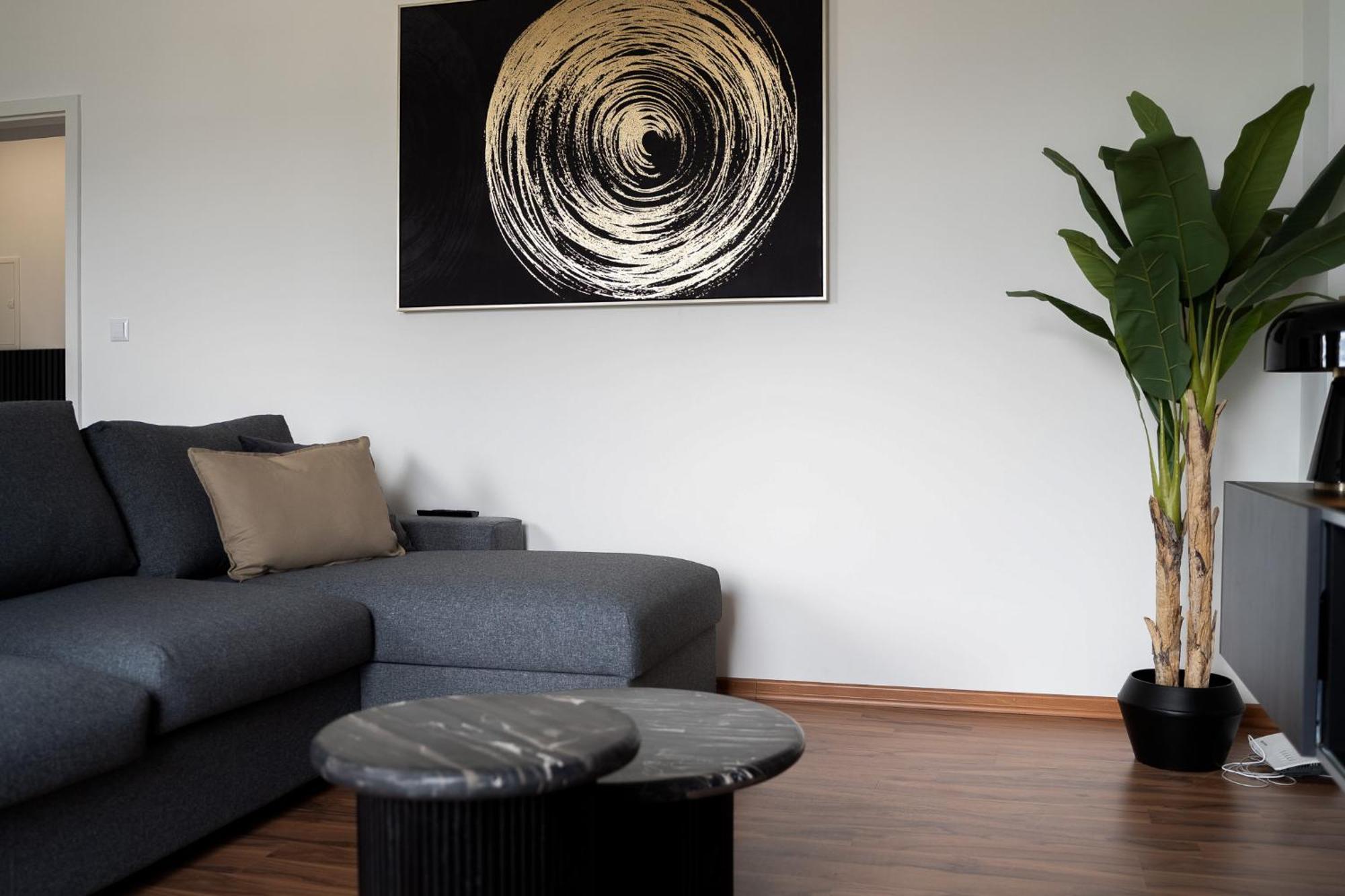 Gemütliche Wohnung im Zentrum mit Netflix Duisburg Exterior foto